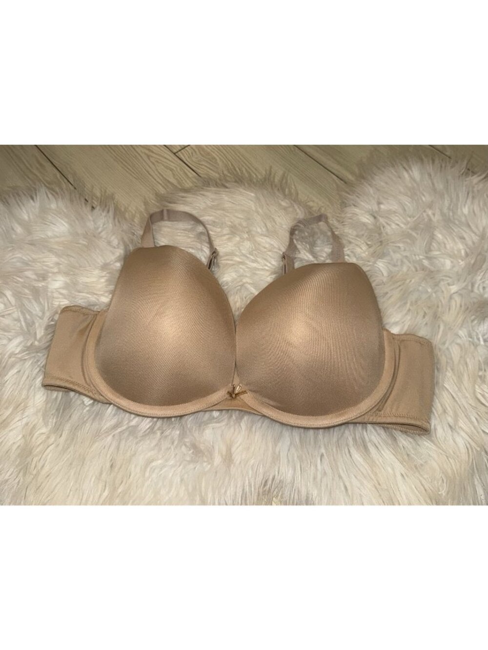 Cacique Boost Plunge Bra Padded Underwire Womens 44B Beige